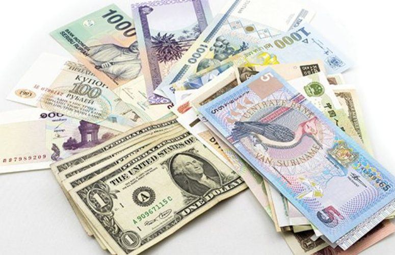 International Currencies: The Global Flow of Money